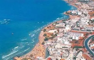 Stelios מלון דירות 3*